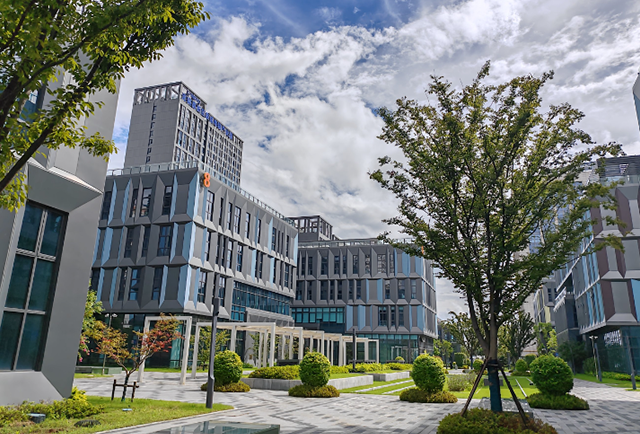 内蒙古工业地产投资新蓝海——新能源产业园区崛起